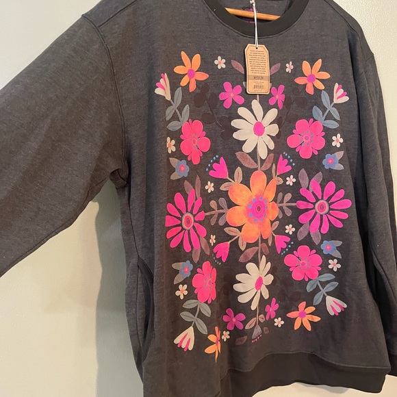 NATURAL LIFE Floral Graphic Crew Neck Sweater - Pink, Orange, Gray M NWT - Picture 4 of 10